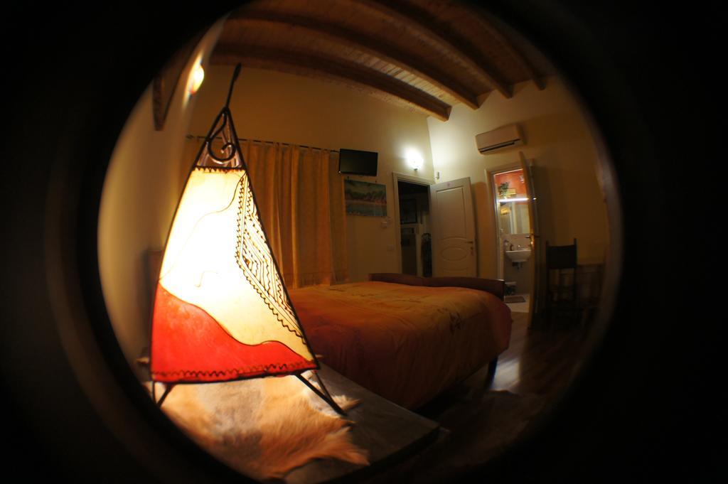 Bed And Breakfast Angolo Fiorito Civitavecchia Exterior photo